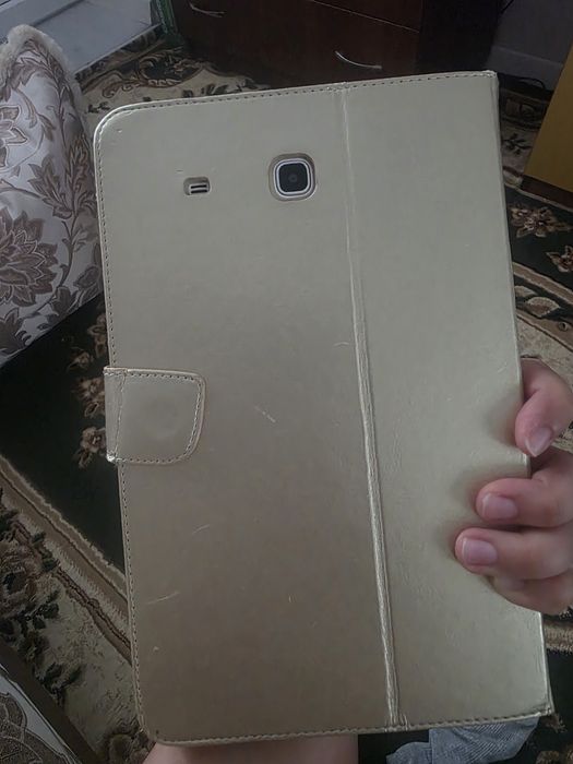 Продам планшет Samsung Galaxy Tab E