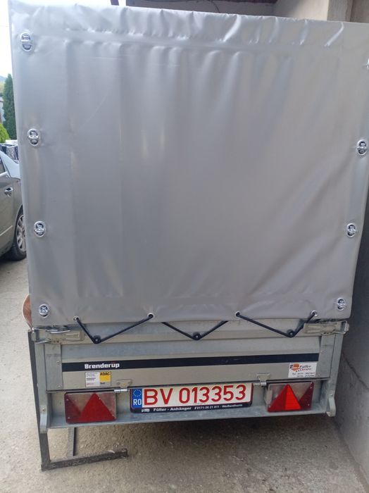 Remorcuță 750kg.