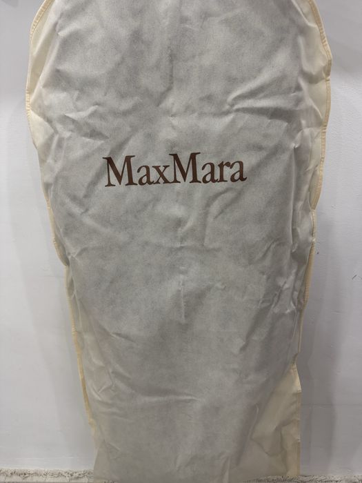 Макс Мара пальто оринигал