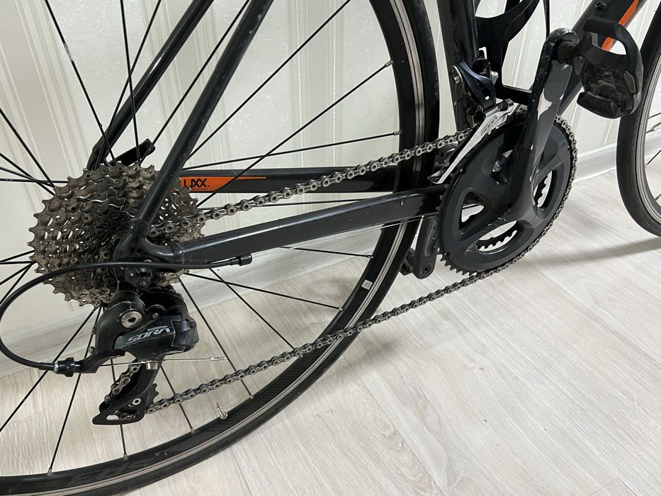 Шоссейный велосипед Giant Contend 0 (2020)