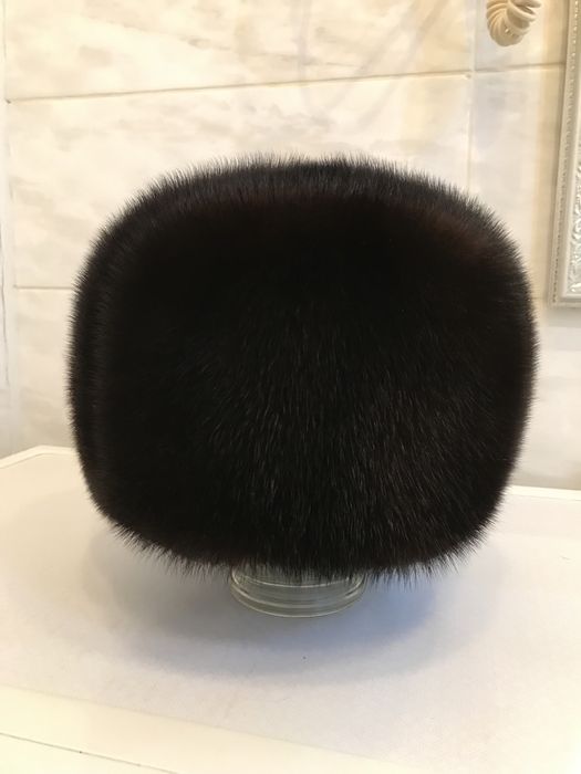Шапка норковая 58-60 размера.