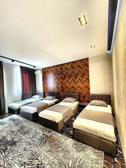 Оила ва Улфатлар учун AMG MERCEDES  18 кишилик