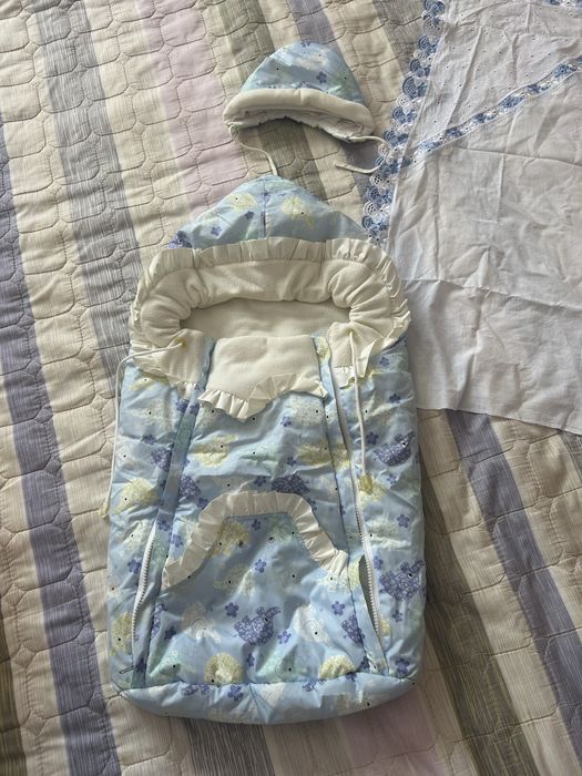 Продам конверт на выписку.