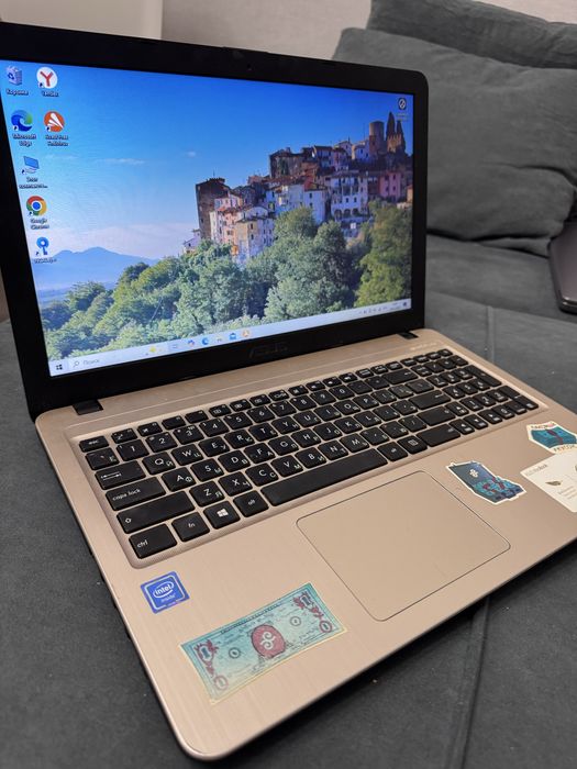 Продается ноутбук Asus