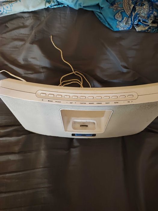 Док станция за айфон