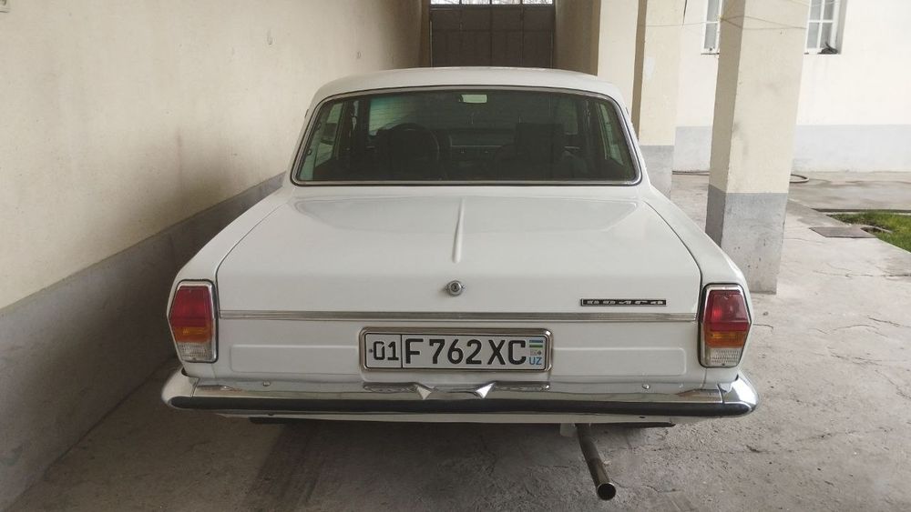 Волга газ 2410 сотилади