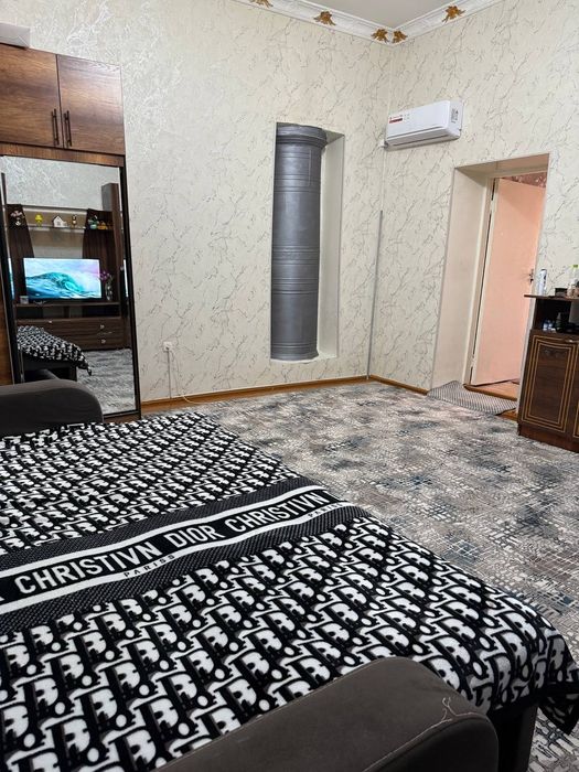 Продам дом в общем дворе