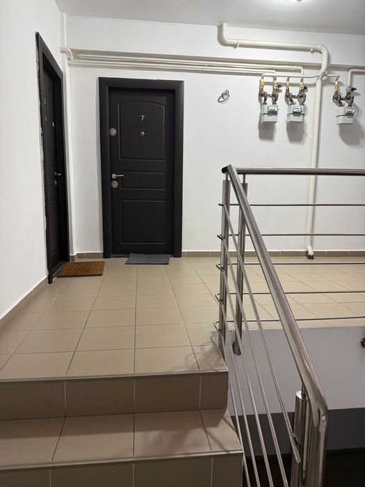 Inchiriez garsoniera Rm Valcea Dem Radulescu