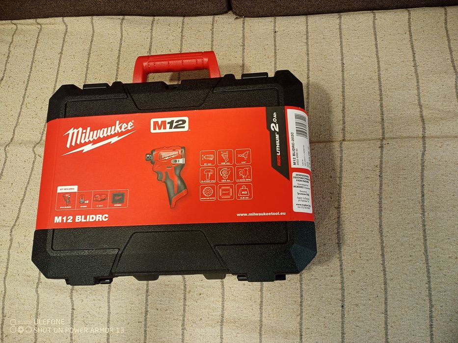 Milwaukee 12 ударен винтоверт импакт