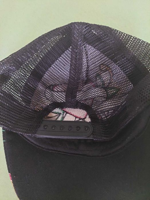 Vand șapcă cu model