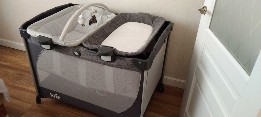 Детская кровать Joie