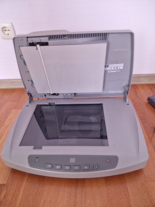 Сканер HP scanjet 5590 L1911B