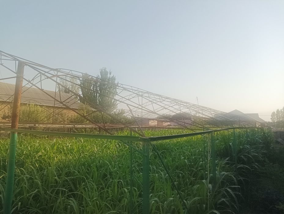 Parnik sotiladi 5 sotix