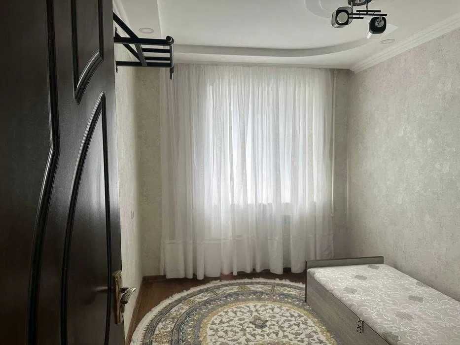 Сдается квартира на Максим Горьком 
Ориентир - институт Дипломатии