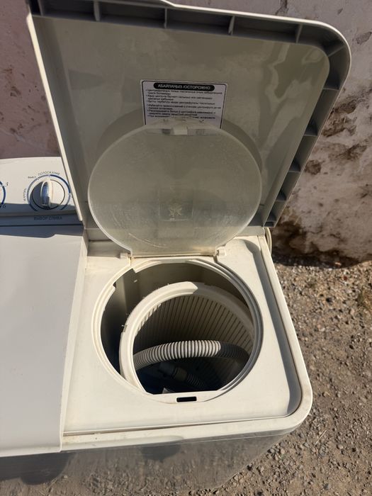 Сломанный стиральный машина