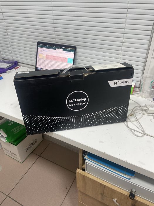 Продам ноутбук celeron 4