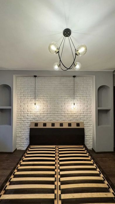 Дава се под наем Двустаен апартамент в София, Център - 55 кв.м за 408 € - Снимка #1