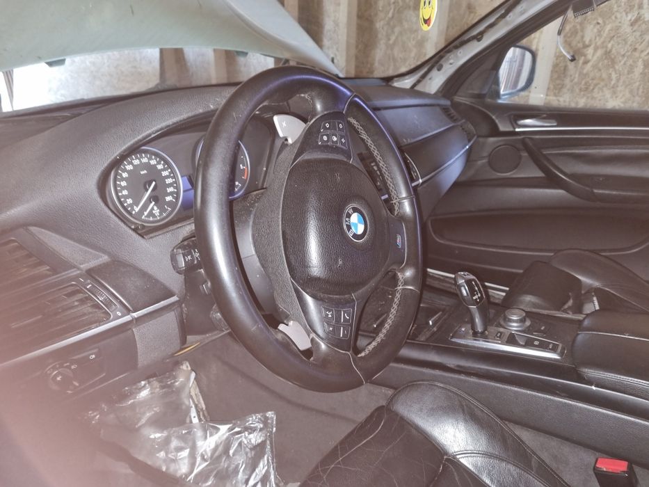 Dezmembrez bmw x5 e70 3.0d 235 cp