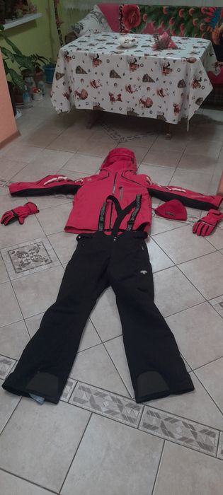 Горнолыжный костюм. Descente.