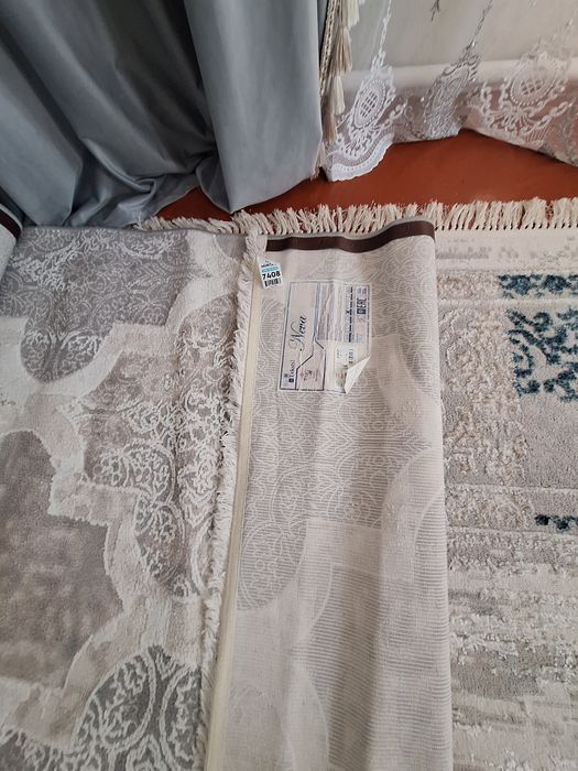 Жақсы Кілем сатылады.