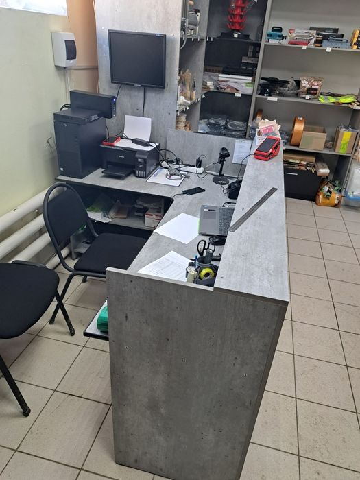 Продам мебель для магазина