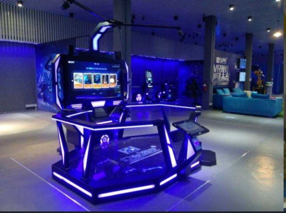VR space walk - Симулатор на виртуална реалност за бизнес или дома