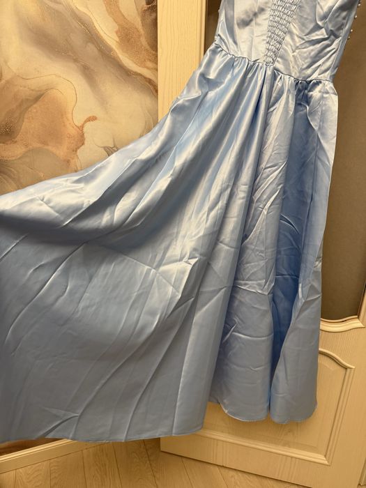 Вечерное платье рр 42. Срочно. Торг