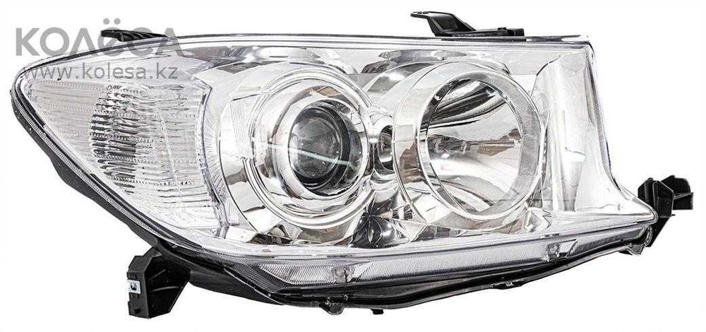 Фара на Toyota Fortuner 08-10/Тойота Фортунер 08-10