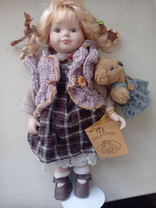 Продаётся немецкая кукла