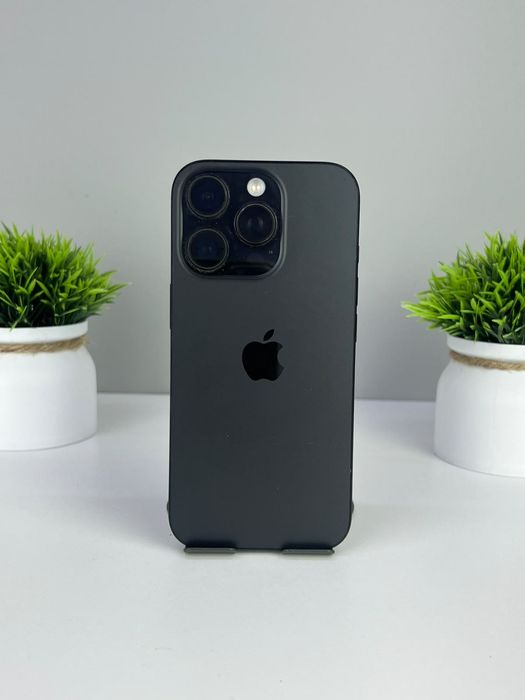 Телефон Apple iPhone 16 Pro 256GB