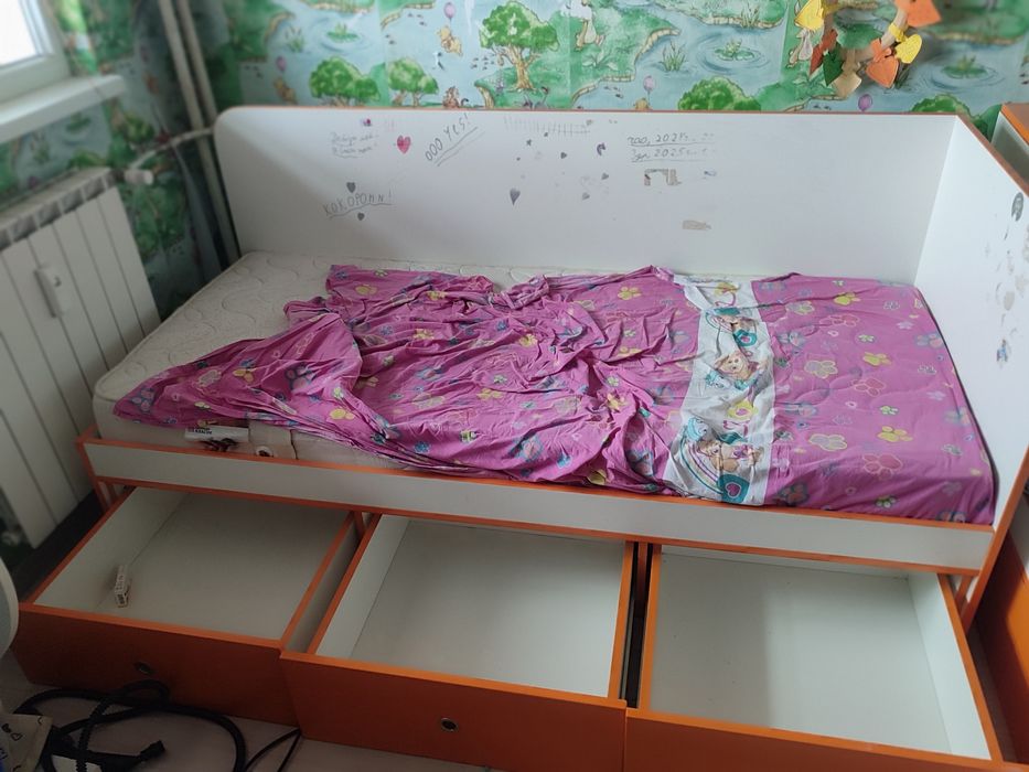 Обзавеждане за детска стая – комплект за две деца