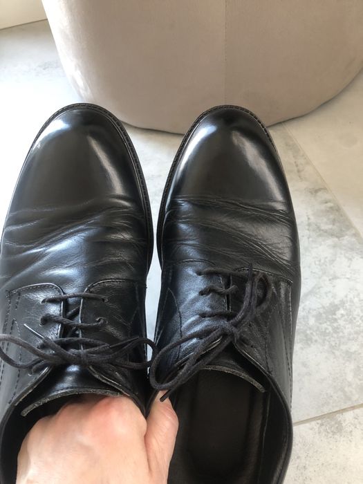Pantofi din piele, marimea 42.