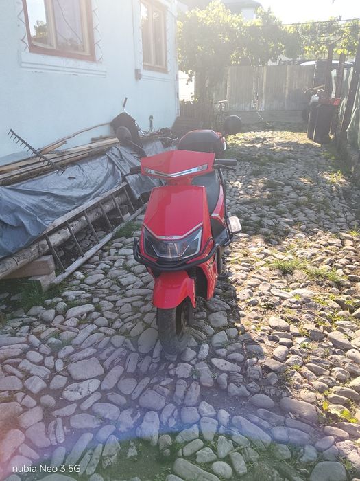 Vand scuter electric RDBstar este aproape nou merge destul de bine