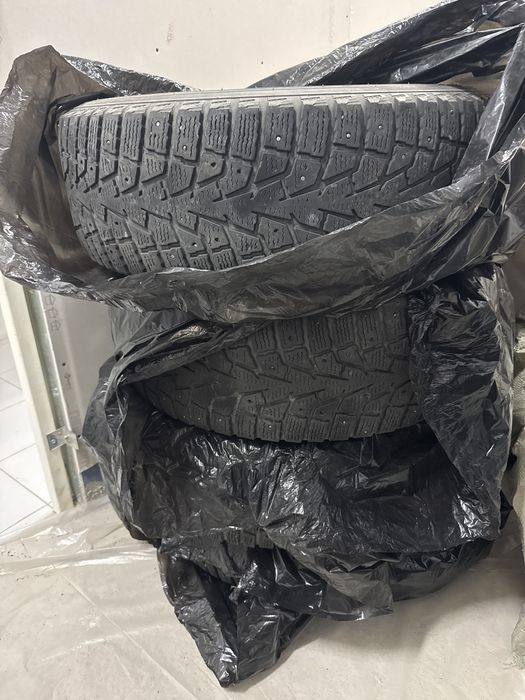 Резина Maxxis зимняя баллоны