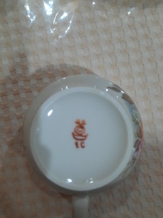 Абсолютно новый, коробочного хранения чайный сервиз на 6 персон (полны