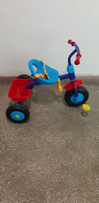 Tricicletă copii nouă