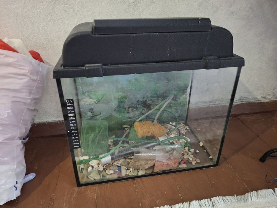 Продам аквариумы 120л и 35л