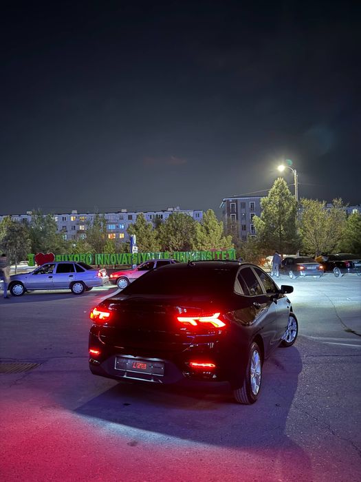 Chevrolet Onix 2024 — 2