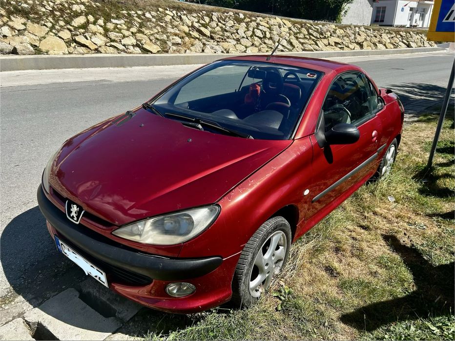 Vând Peugeot 206 cc