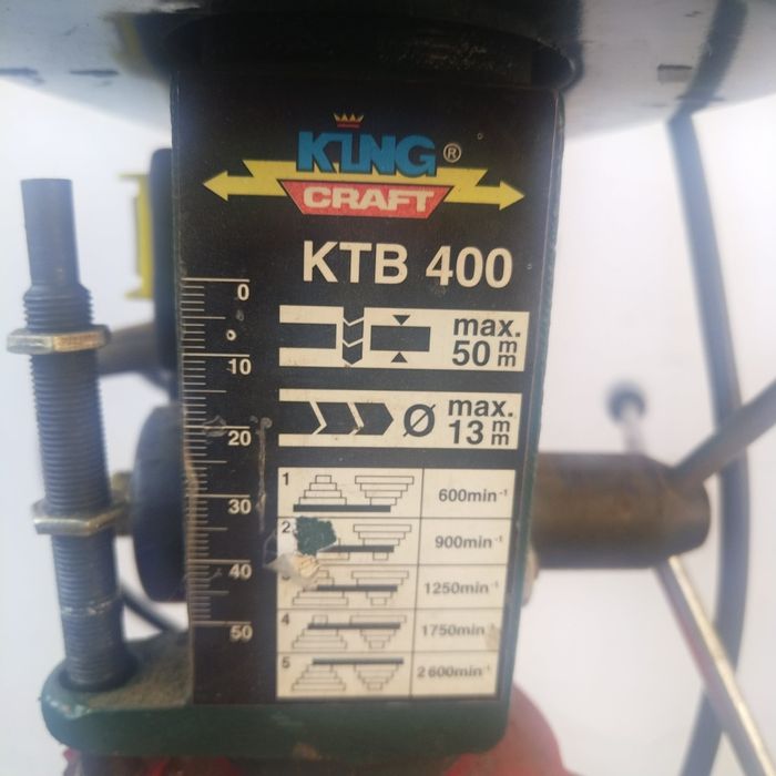 Настолна бормашина мощност 
400W / 1400 об.мин
Комплект с менгеме
Отрезната машина за плочки е предназначена за линейно рязане на плочки,