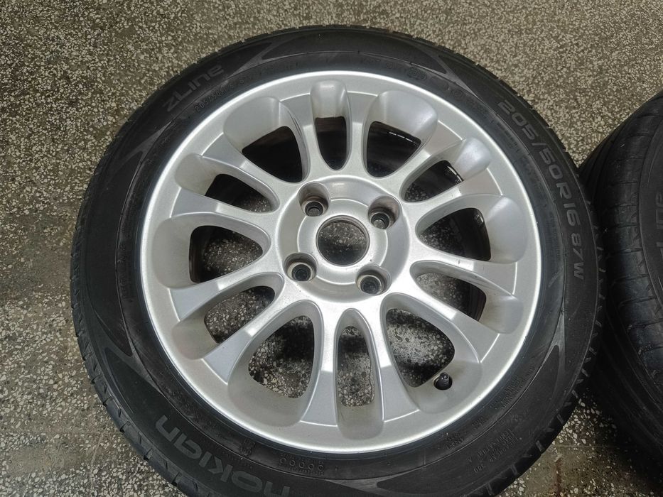 Джанти Волво 16 '