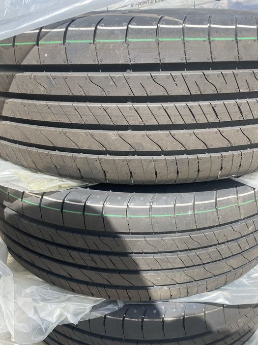 Anvelope Goodyear 215/60R17