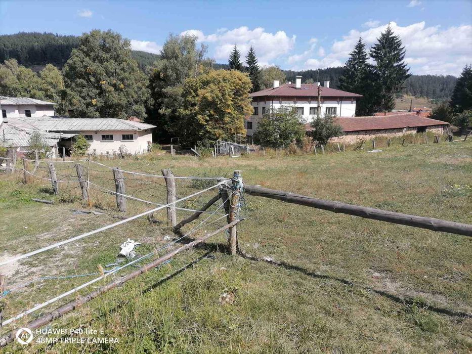 Продавам Парцел в гр.Копривщица
