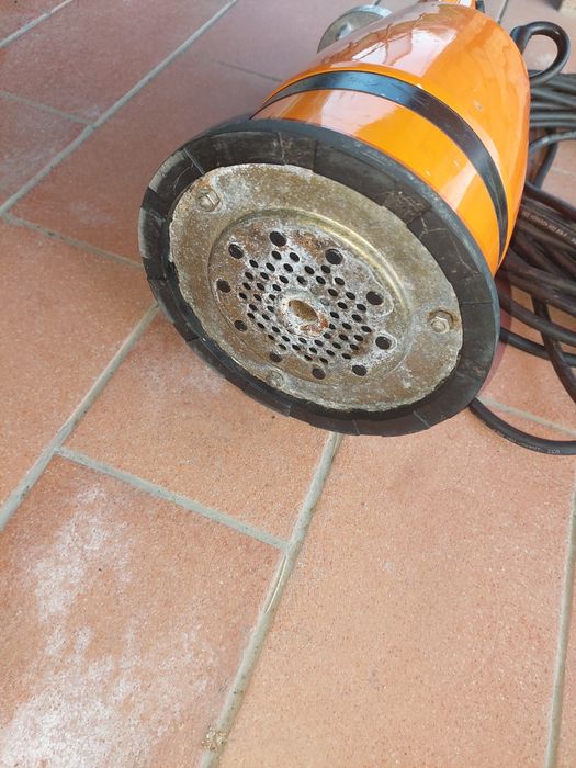 Pompa submersibilă  Tsurumi LSC4