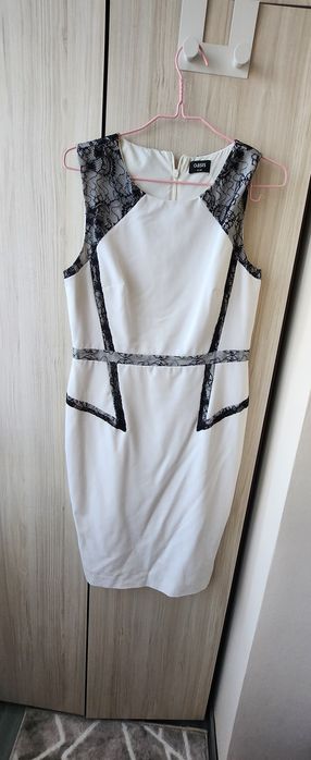 Рокля вталена 1 бр