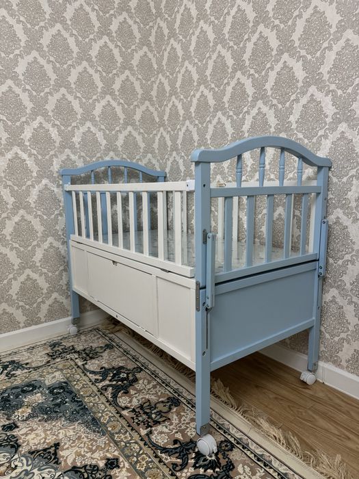 Срочно продам детскии кровать