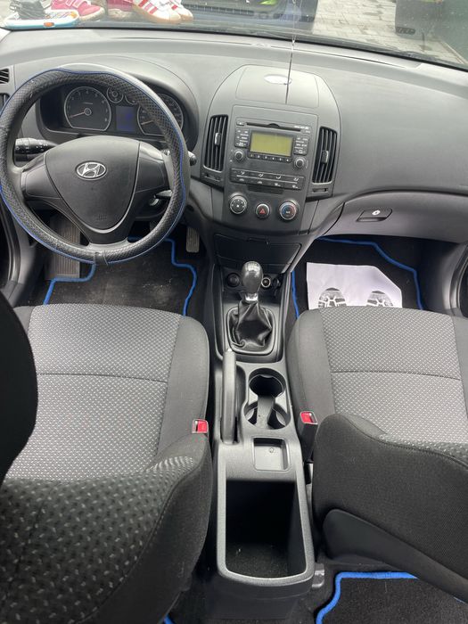 HYUNDAI i30 2011 — imagine 5