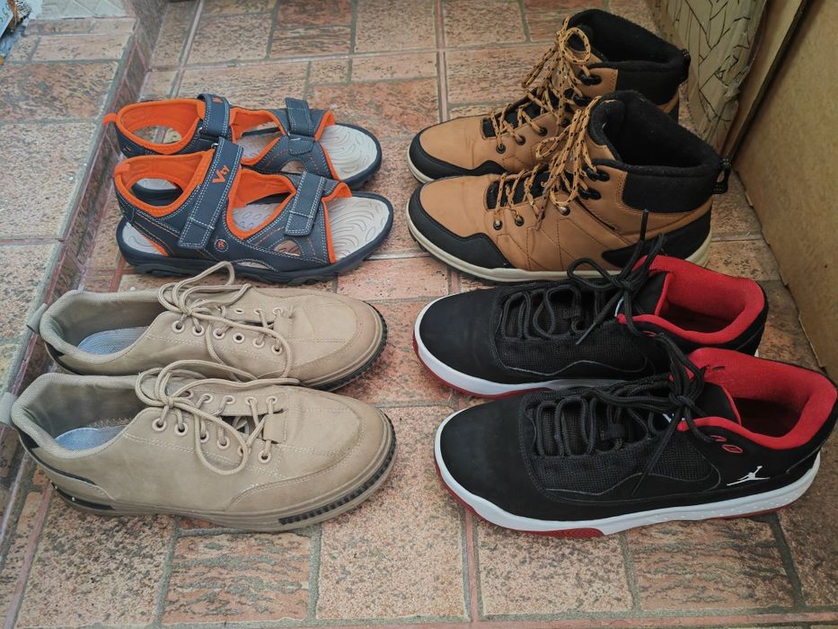 Ghete si sandale marimi 39 40 41