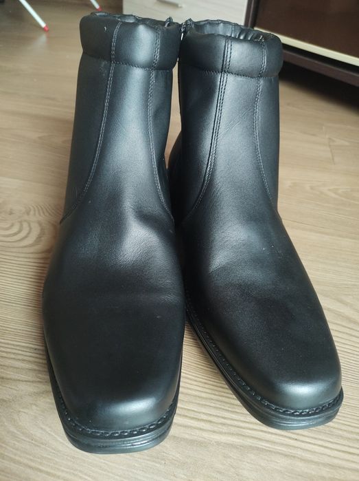 Боти от естествена кожа. Номер 47