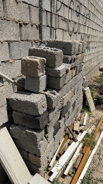 Шлакоблок рабочий 80 штук